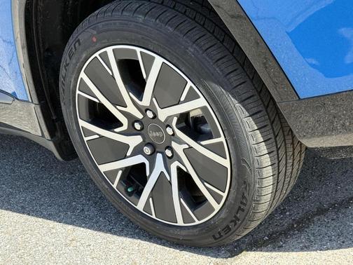 2025 Jeep Wagoneer S Limited