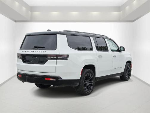 Bright White Clearcoat 2024 Jeep Grand Wagoneer L Series II