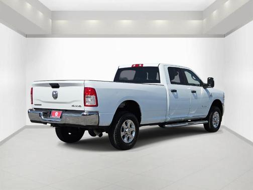 Bright White Clearcoat 2024 RAM 3500 Big Horn