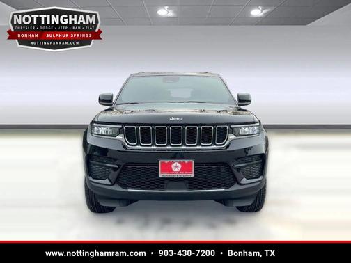 Diamond Black 2025 Jeep Grand Cherokee Laredo X