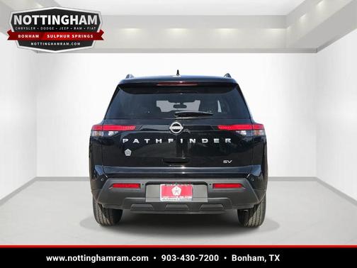 Black 2024 Nissan Pathfinder SV