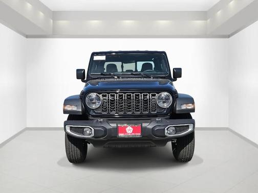 Black Clearcoat 2026 Jeep Gladiator Sport