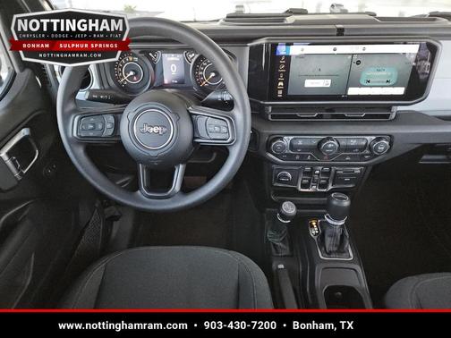 Black Clearcoat 2026 Jeep Gladiator Sport