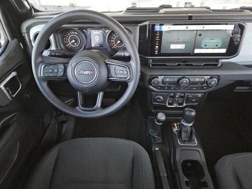 Black Clearcoat 2026 Jeep Gladiator Sport