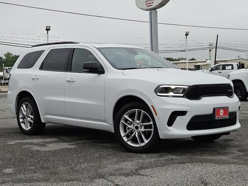 White Knuckle Clearcoat 2026 Dodge Durango GT