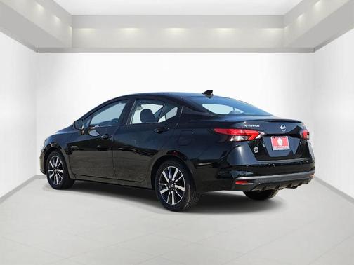 2021 Nissan Versa 1.6 SV