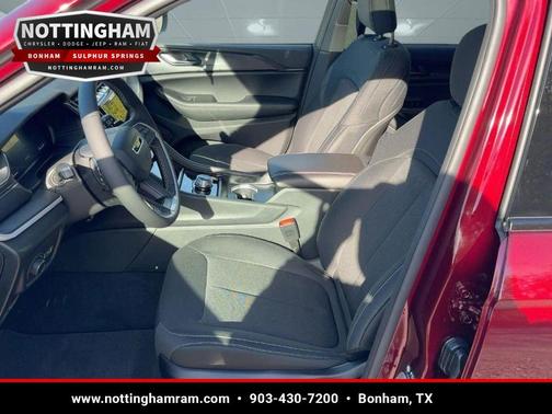 Velvet Red Pearlcoat 2025 Jeep Grand Cherokee Laredo X