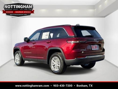 Velvet Red Pearlcoat 2025 Jeep Grand Cherokee Laredo X