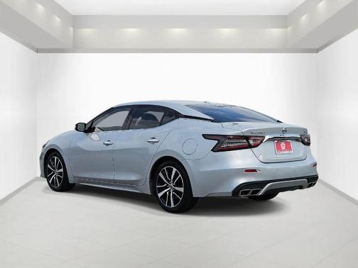 Brilliant Silver Metallic 2021 Nissan Maxima SV