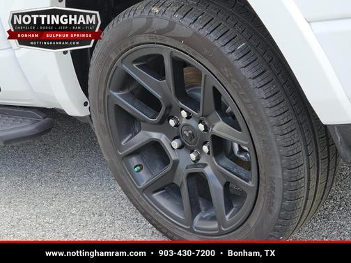 Bright White Clearcoat 2026 RAM 1500 Laramie