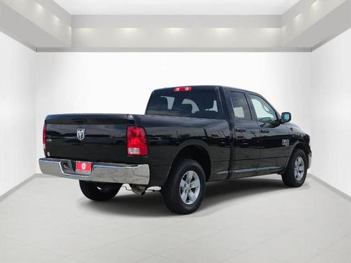 Diamond Black 2024 RAM 1500 Classic SLT