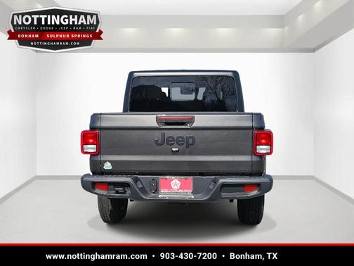 Granite Crystal Clearcoat Metallic 2025 Jeep Gladiator Sport