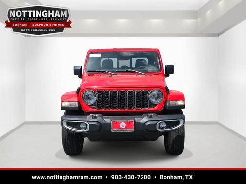 Firecracker Red Clearcoat 2025 Jeep Gladiator Sport