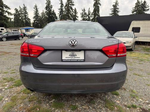 2015 Volkswagen Passat 2.0L TDI DSG SE w/Sunroof