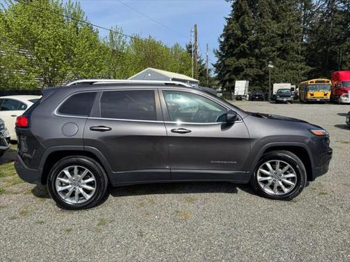 2014 Jeep Cherokee Sport