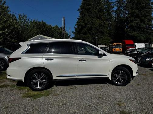 2016 INFINITI QX60 Base