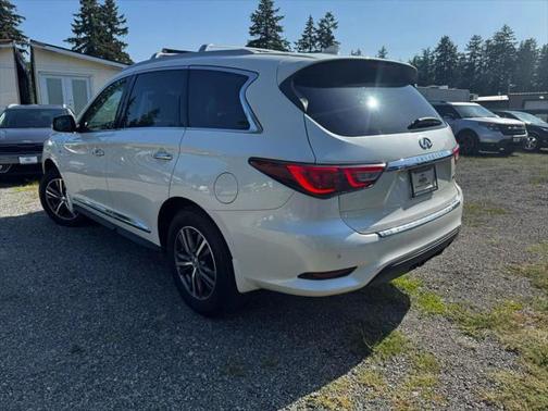 2016 INFINITI QX60 Base