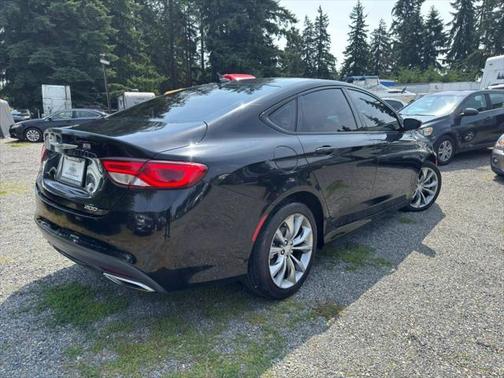 2016 Chrysler 200 S