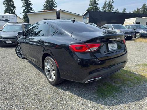 2016 Chrysler 200 S
