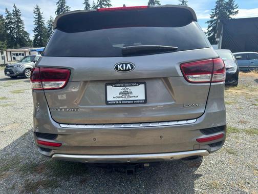 2016 Kia Sorento SX