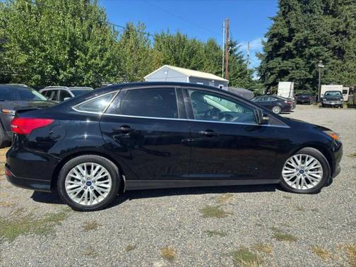 2017 Ford Focus Titanium