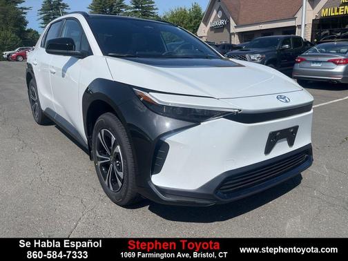 2025 Toyota bZ4X XLE