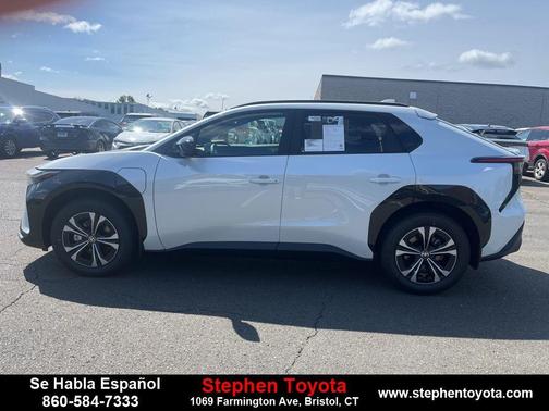 2025 Toyota bZ4X XLE