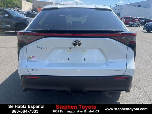2025 Toyota bZ4X XLE