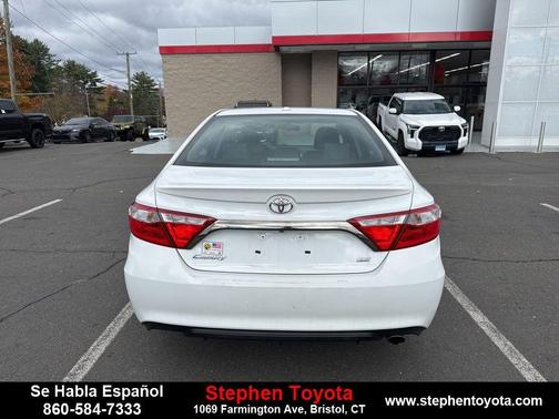2015 Toyota Camry SE