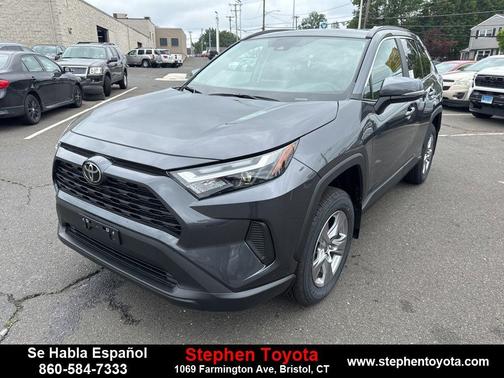 2025 Toyota RAV4 XLE