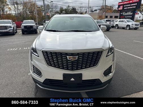2022 Cadillac XT5 Premium Luxury