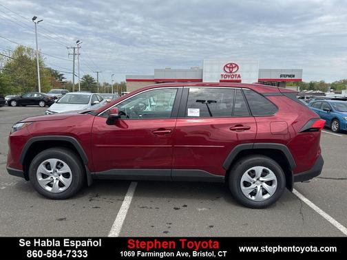 2025 Toyota RAV4 LE