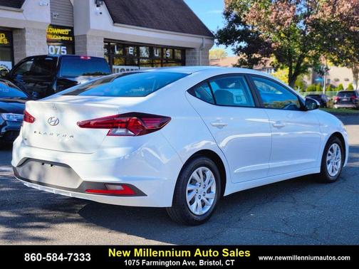 2020 Hyundai ELANTRA SE