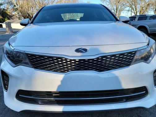 Snow White Pearl 2018 Kia Optima LX