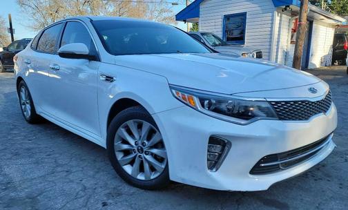 Snow White Pearl 2018 Kia Optima LX