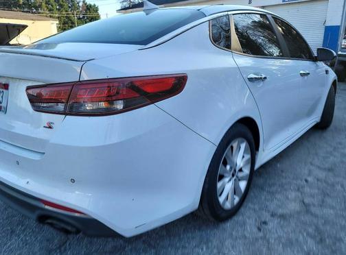 Snow White Pearl 2018 Kia Optima LX