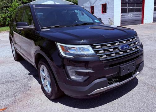 Shadow Black 2017 Ford Explorer XLT