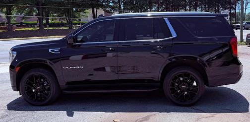 Onyx Black 2022 GMC Yukon SLE