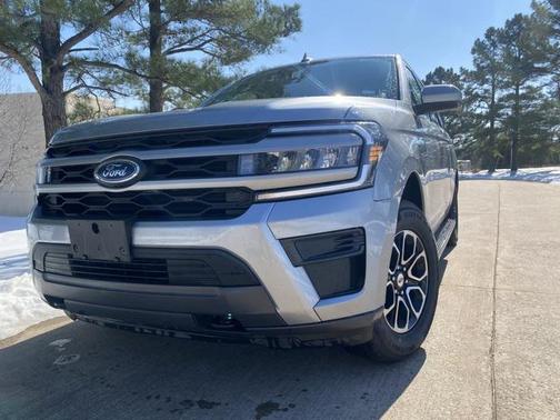 2023 Ford Expedition Max XLT