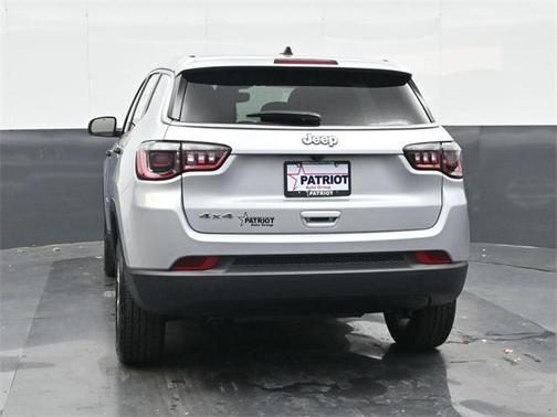 2025 Jeep Compass Sport
