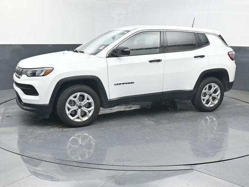 Bright White Clearcoat 2025 Jeep Compass Sport