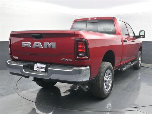 2026 RAM 2500 Tradesman Crew Cab 4x4 6'4' Box