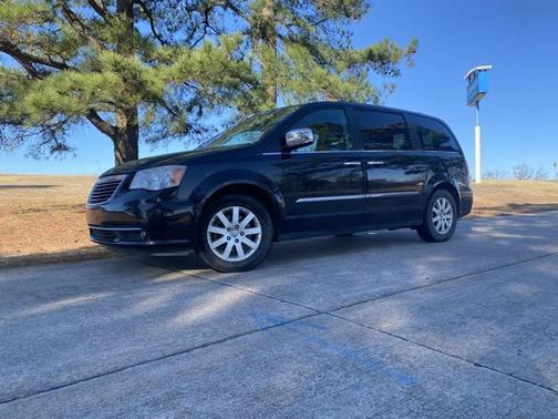 2012 Chrysler Town & Country Touring-L