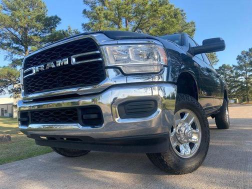 2021 RAM 2500 Tradesman Crew Cab 4x4 6'4' Box