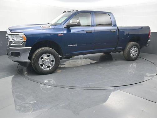 2021 RAM 2500 Tradesman Crew Cab 4x4 6'4' Box