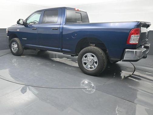 2021 RAM 2500 Tradesman Crew Cab 4x4 6'4' Box