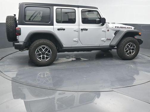 Silver Zynith Clearcoat 2024 Jeep Wrangler Rubicon