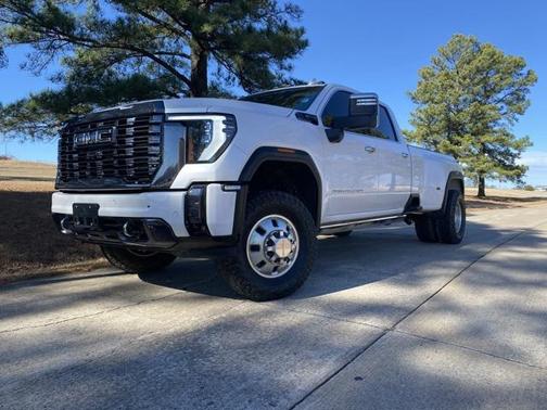 2024 GMC Sierra 3500 Denali