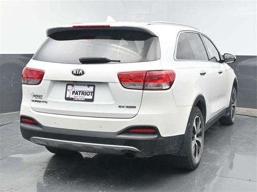 2016 Kia Sorento EX