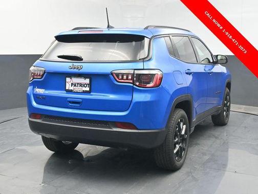 Hydro Blue Pearlcoat 2026 Jeep Compass Latitude
